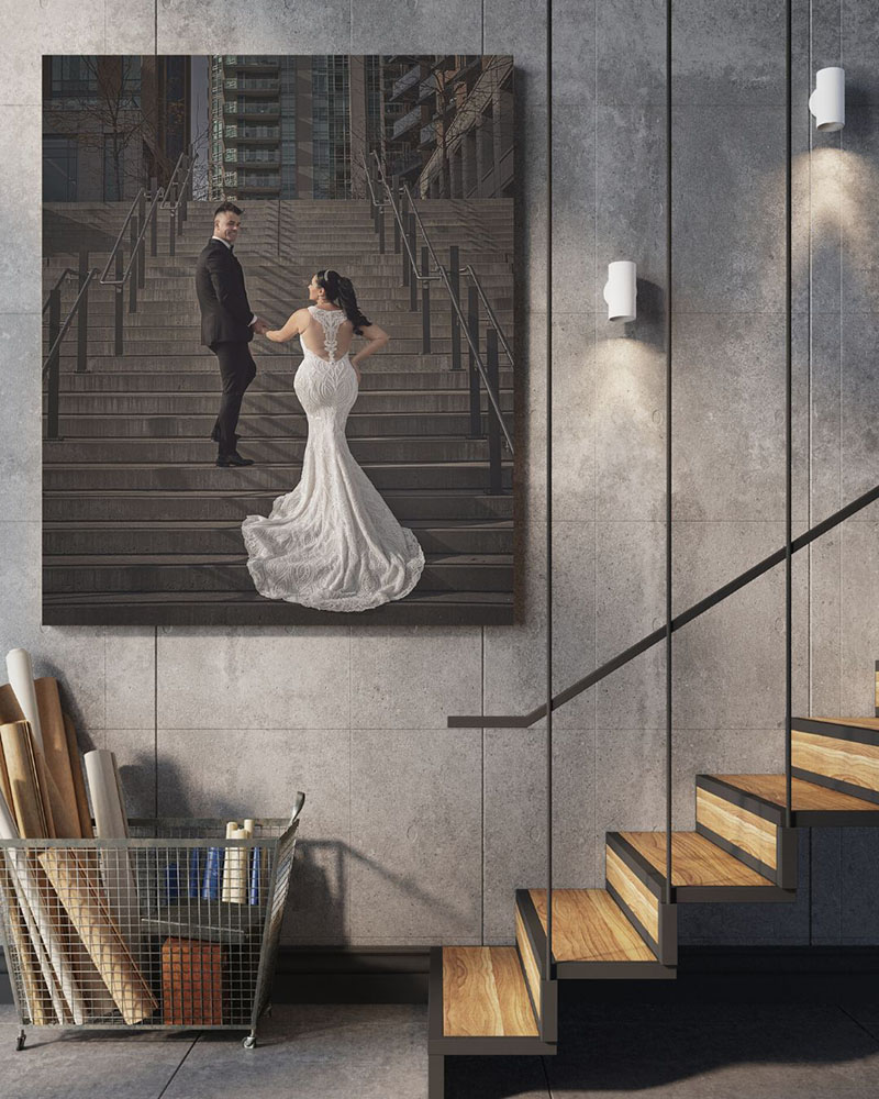 An example of a stunning signature wedding portrait of a bride and groom